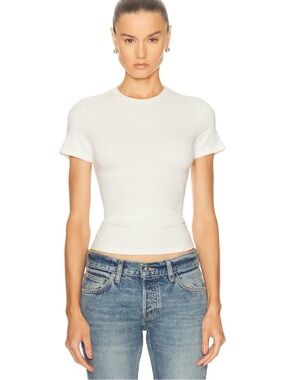 SKIMS Lightweight Crew Tee in Cream